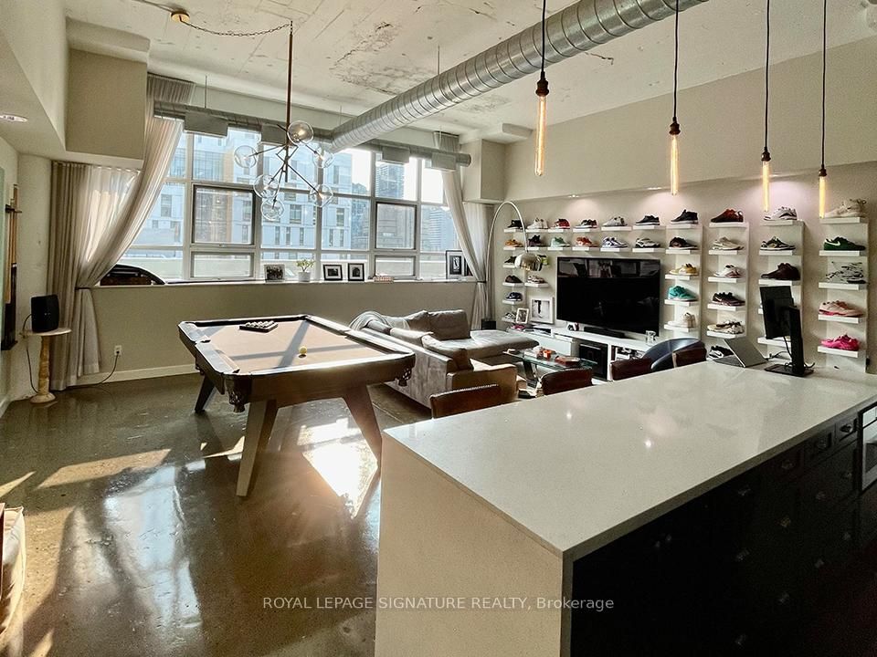 Merchandise Lofts