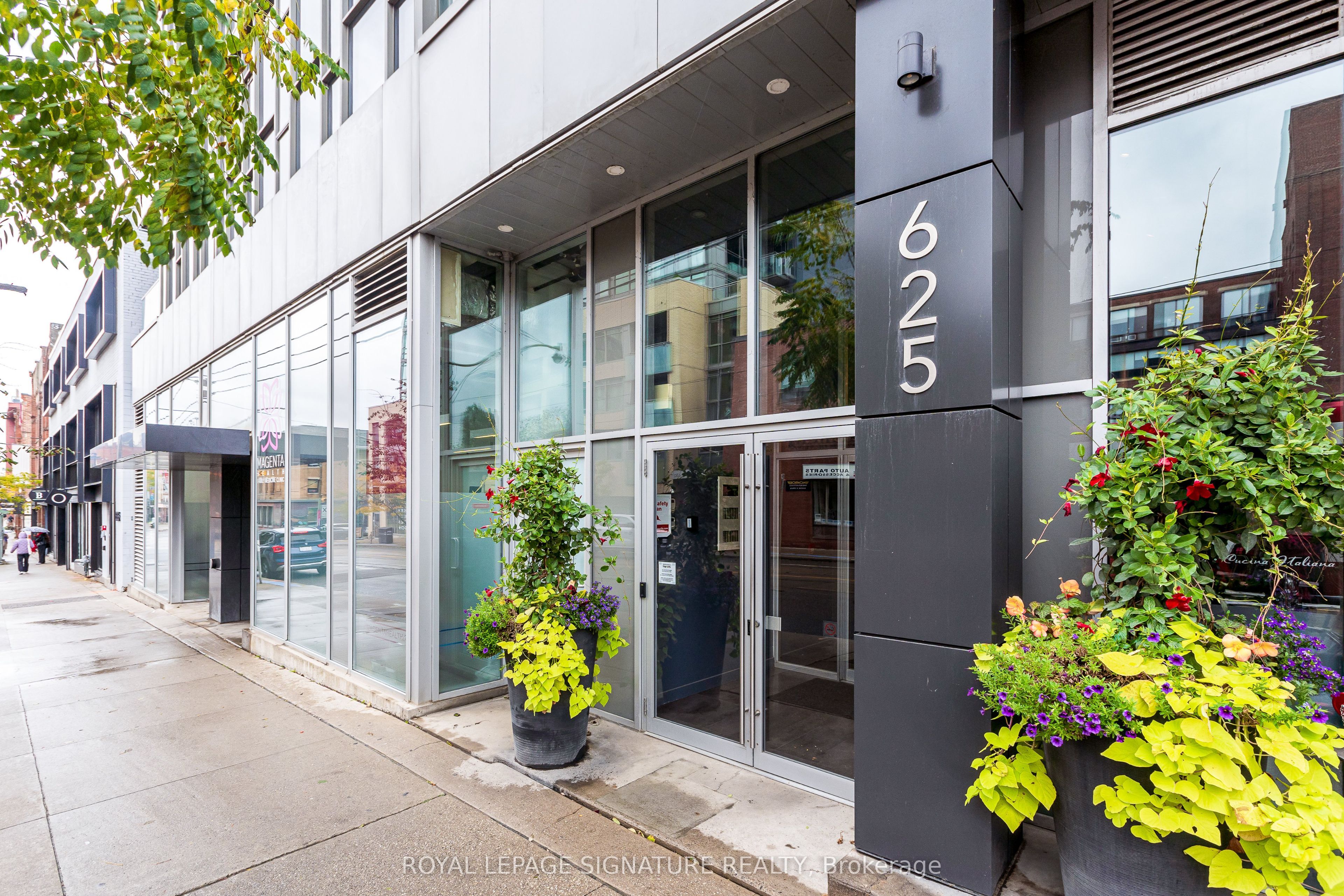 Edge Lofts