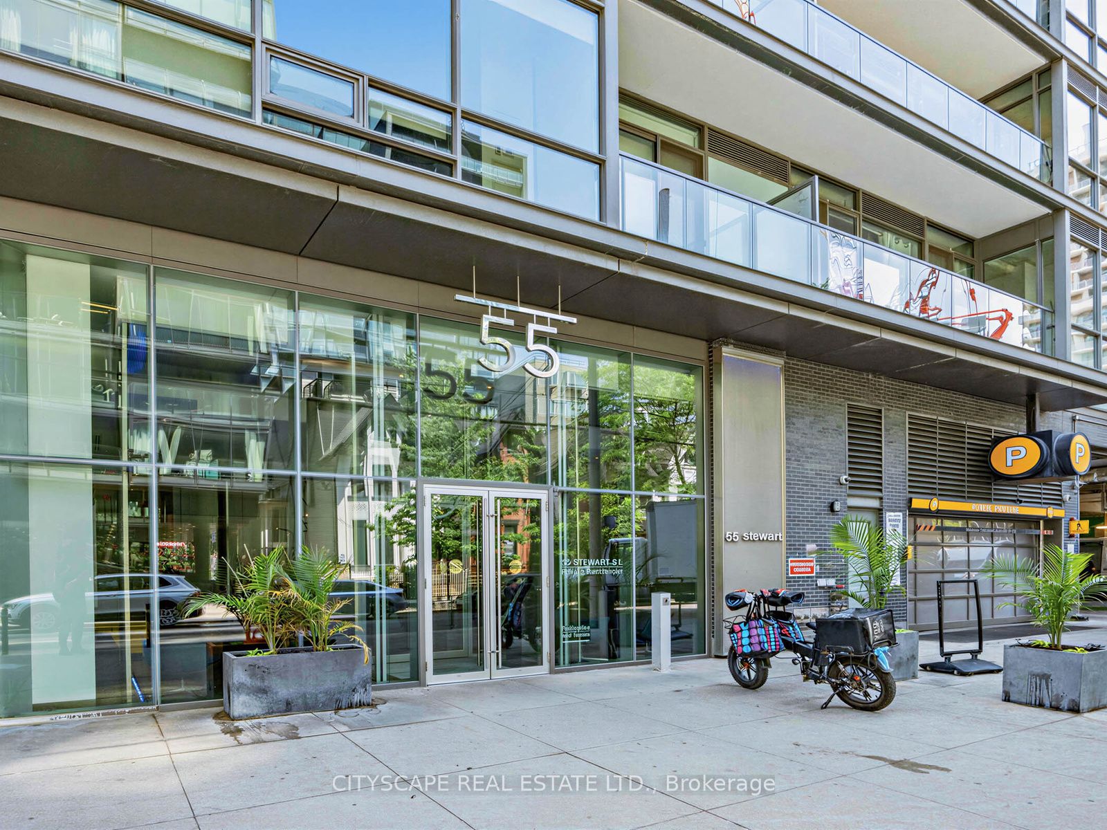 550 Wellington Lofts