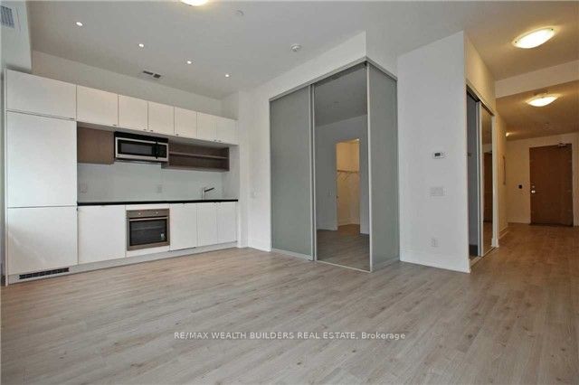 Imperial Plaza Lofts
