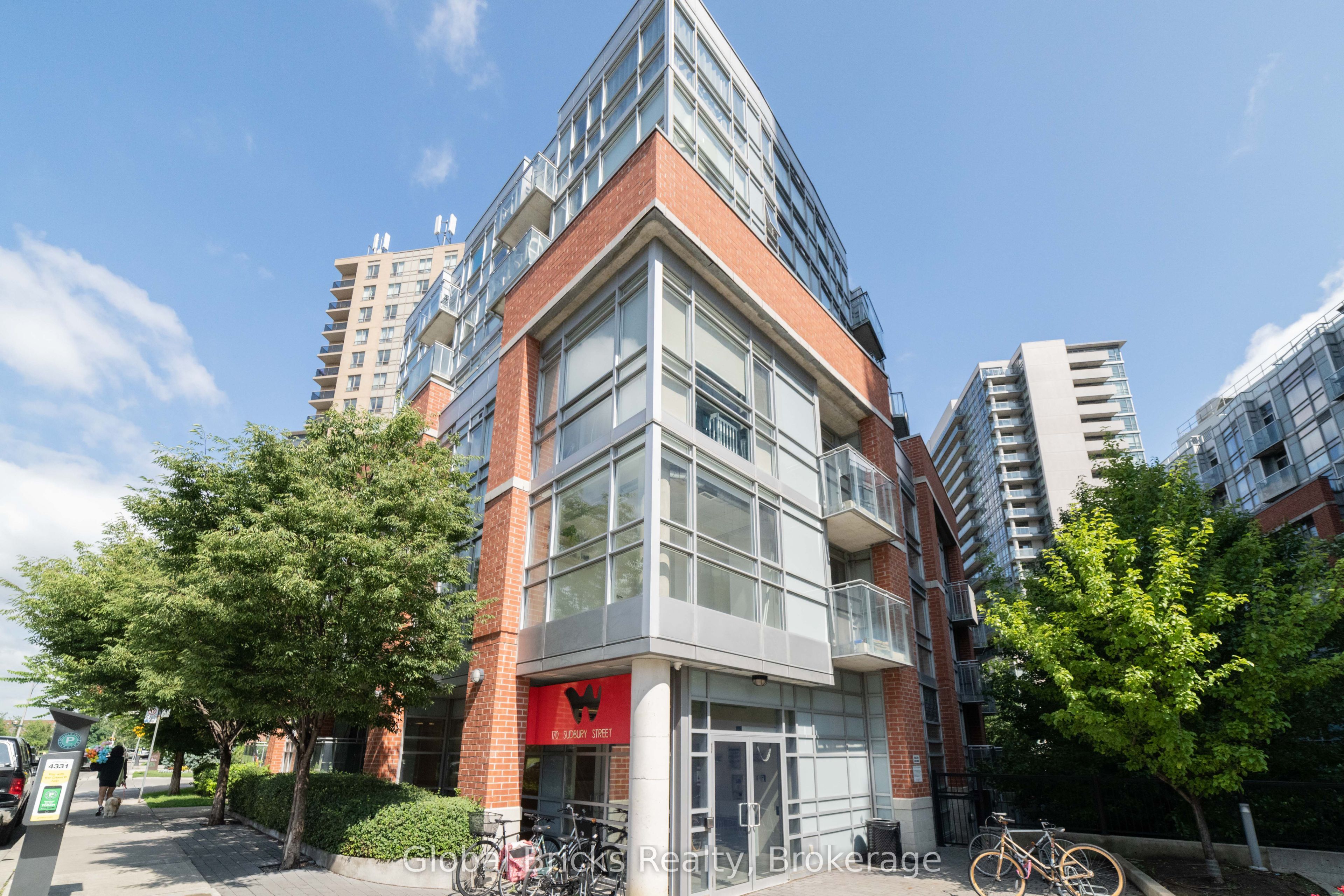 Westside Gallery Lofts