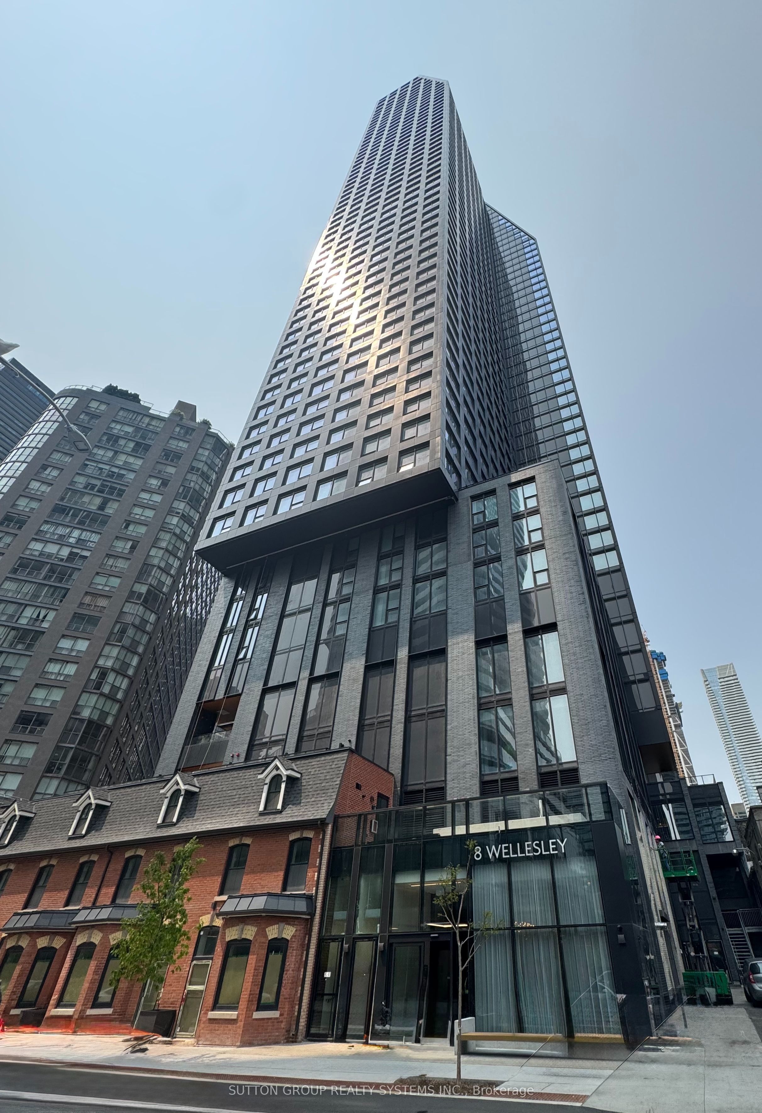 Eight Wellesley Lofts, #4712
