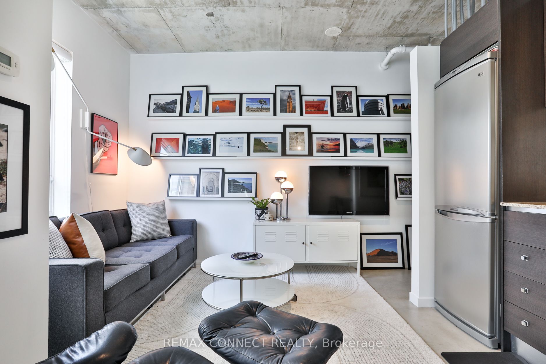 Westside Gallery Lofts